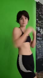 576x1024