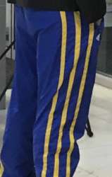 543x853