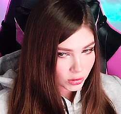 380x359