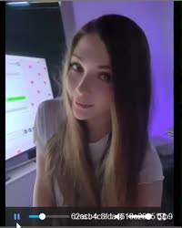 372x464