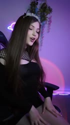576x1024
