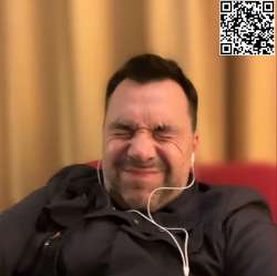 878x876