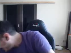 436x326