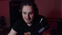 530x298