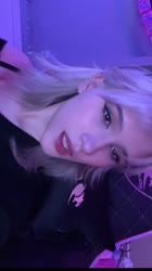 576x1024