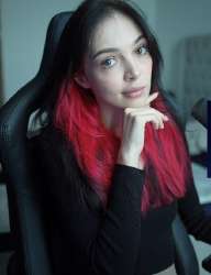 440x572