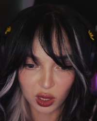 284x354