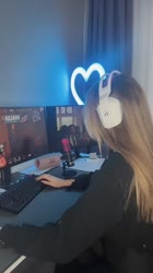 576x1024