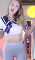 422x720