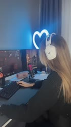 576x1024