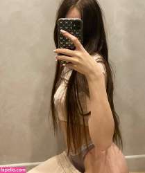 905x1080