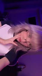 576x1024