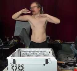 591x546