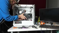 1256x720