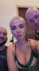 720x1280