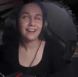 418x416