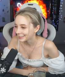595x701