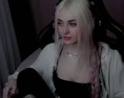 528x420