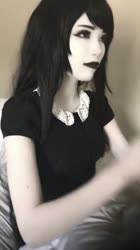576x1024