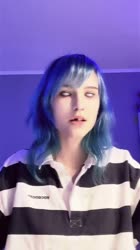 576x1024