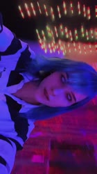 576x1024
