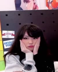 714x888