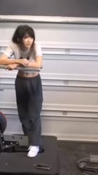 576x1024