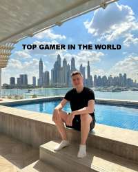 784x980