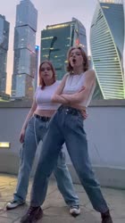 576x1024