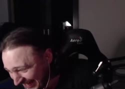 700x500