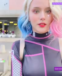 880x1080