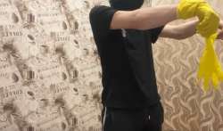693x409