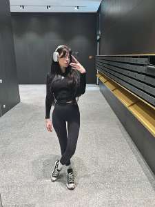 810x1080