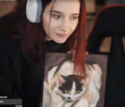 872x746