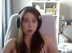 440x324