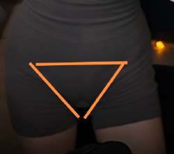 402x358