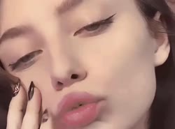 496x368