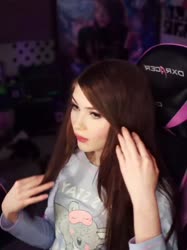 766x1020