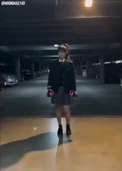 674x942