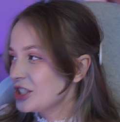302x306