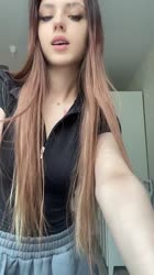 576x1024