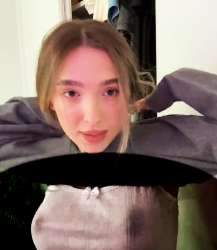 939x1080