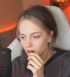 612x673