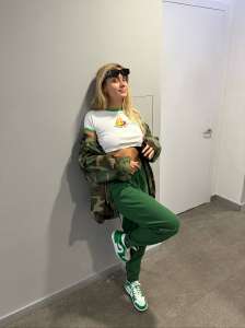 959x1280
