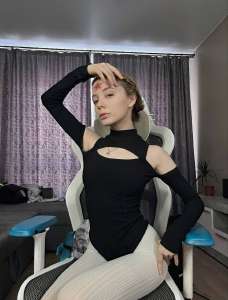 974x1280