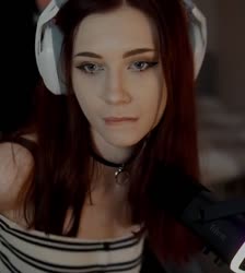 648x722