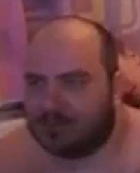 621x768