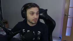 250x141