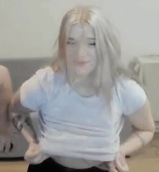 296x320