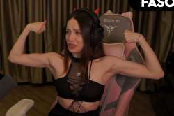 828x553
